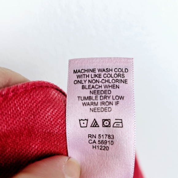 Maurices High Rise Red Button Fly Fray 3.5in Shorts NWT - Picture 11 of 12